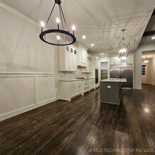 1040 E 38th St in Tulsa, OK - Building Photo - Building Photo