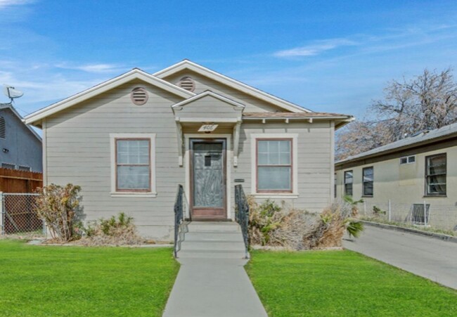 property at 406 Wilson Ave