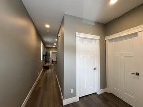 641 Lambert Ave in Nanaimo, BC - Building Photo - Building Photo