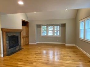 2503 NW Shields Dr in Bend, OR - Building Photo - Building Photo