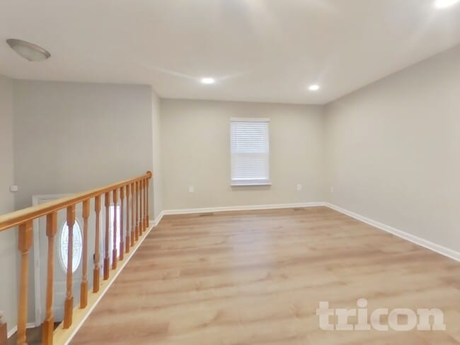 1010 Allward Dr in Waldorf, MD - Building Photo - Building Photo