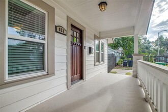 621 Aurora St in Houston, TX - Building Photo - Building Photo