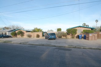 1626 N Richey Blvd in Tucson, AZ - Building Photo - Building Photo