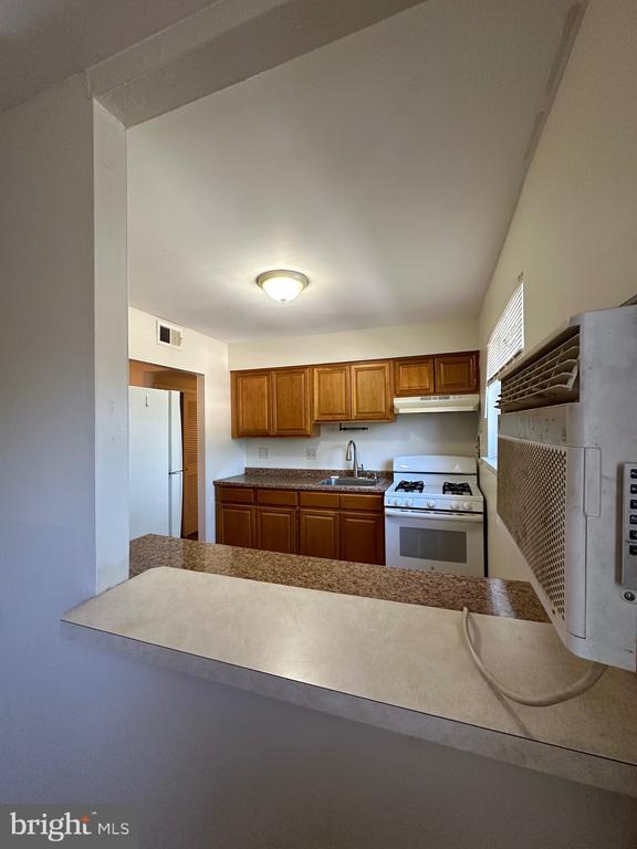 property at 7913 Dungan Rd