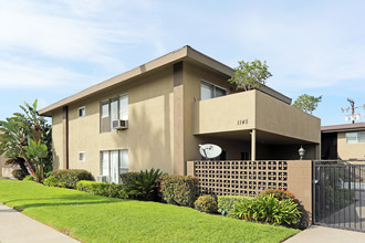 Casa Grande in Anaheim, CA - Building Photo - Building Photo