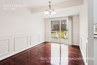 13523 Leith Ct in Chantilly, VA - Building Photo - Building Photo