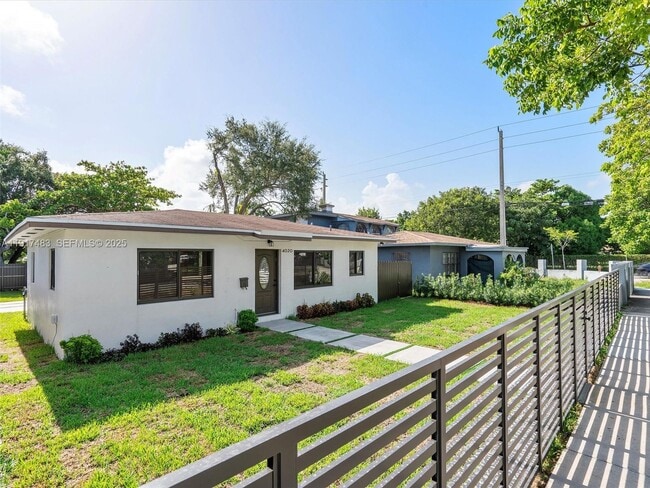 4020 NW 1st Ave in Miami, FL - Building Photo - Building Photo