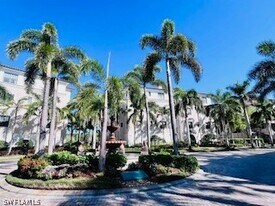 2547 Marquesa Royale Ln in Naples, FL - Building Photo