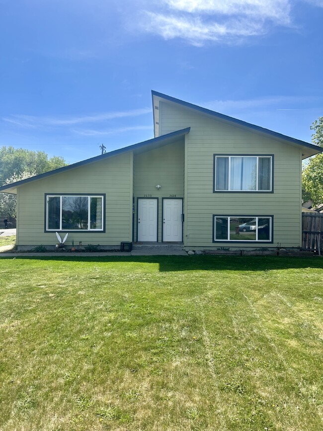 property at 2628 E Sinto Ave
