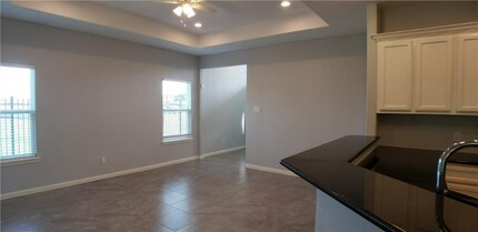 6402 Williams Dr-Unit -A in Corpus Christi, TX - Building Photo - Building Photo