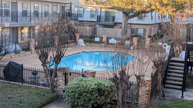 property at 3131 Southwest Fwy