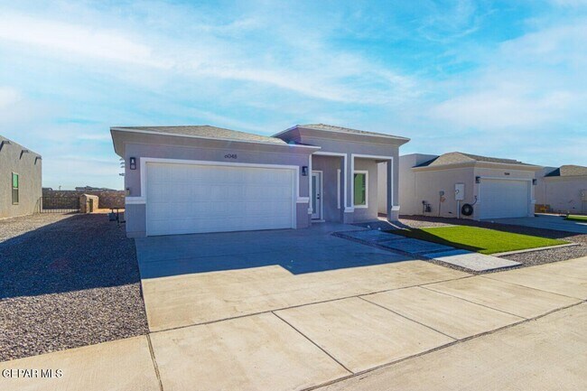 500 E San Antonio Ave in El Paso, TX - Building Photo - Building Photo