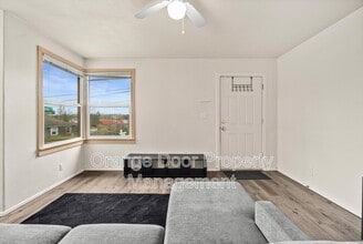 51 S Arizona Ave in Tacoma, WA - Building Photo - Building Photo