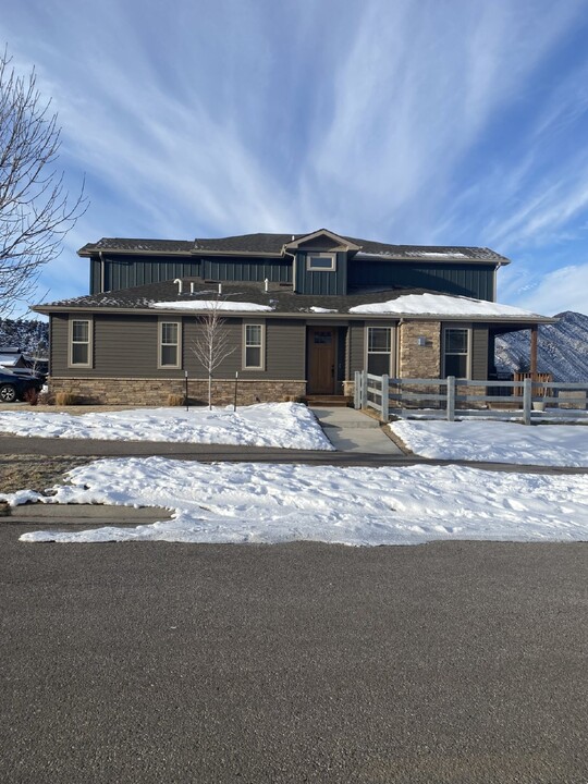 189 Redstone Dr in New Castle, CO - Building Photo