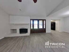 1130 Wood Heights Dr in Lewisville, TX - Building Photo - Building Photo