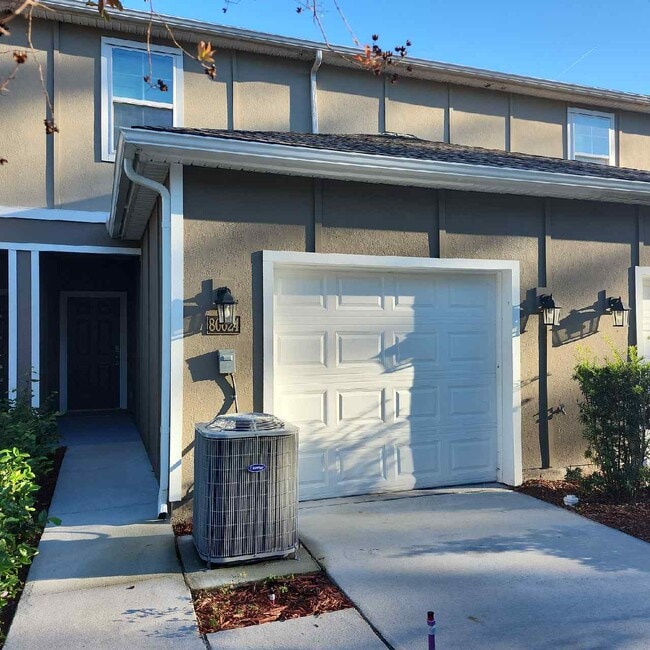 property at 86624 Shortline Cir