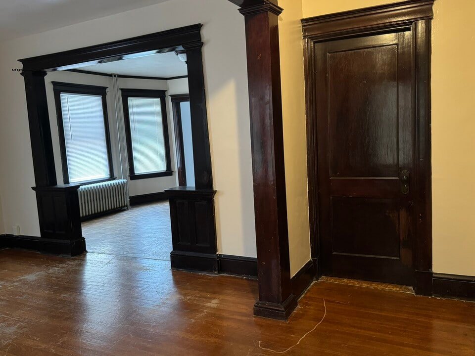 37 Mountford St, Unit 1 in Hartford, CT - Building Photo