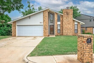 1324 Kelly Park Rd in Edmond, OK - Building Photo