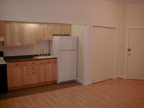 1332 10th St NW, Unit 3 in Washington, DC - Foto de edificio - Building Photo