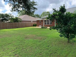3974 Harbors Port St in Milton, FL - Building Photo - Building Photo