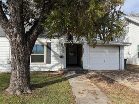 3124 Forest Ave in Fort Worth, TX - Building Photo