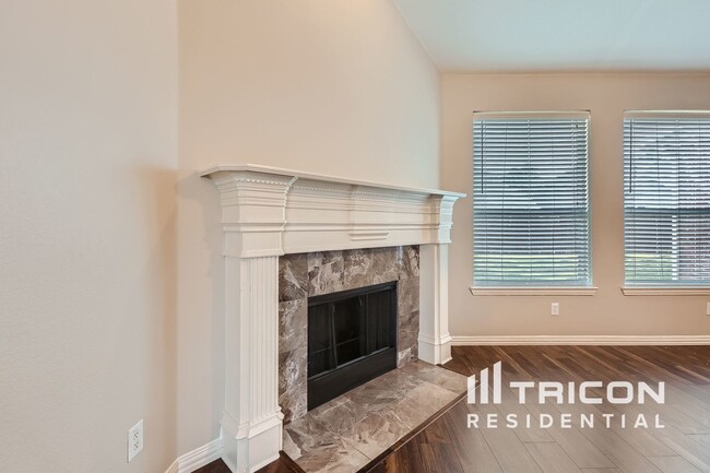 2817 Deerhurst Dr in Highland Village, TX - Building Photo - Building Photo