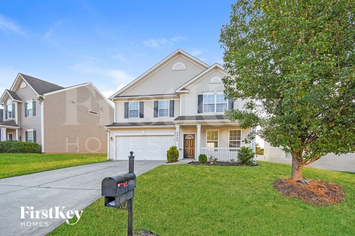 2486 Ingleside Dr in High Point, NC - Building Photo