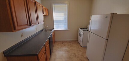 6244 Cabanne Ave in University City, MO - Building Photo - Building Photo