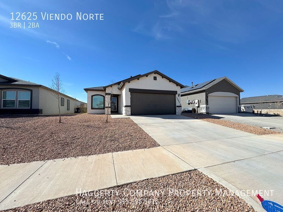 12625 Viendo Norte in El Paso, TX - Building Photo