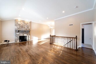 9249 E Parkhill Dr in Bethesda, MD - Building Photo - Building Photo