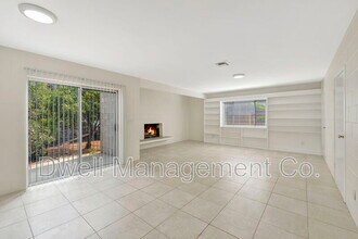 8860 Fabienne Way in La Mesa, CA - Building Photo - Building Photo