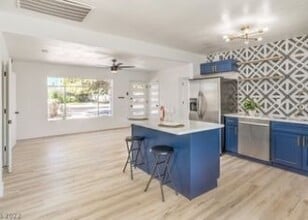 908 Canosa Ave in Las Vegas, NV - Foto de edificio - Building Photo