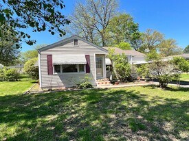 1407 S Moore Rd in Chattanooga, TN - Building Photo