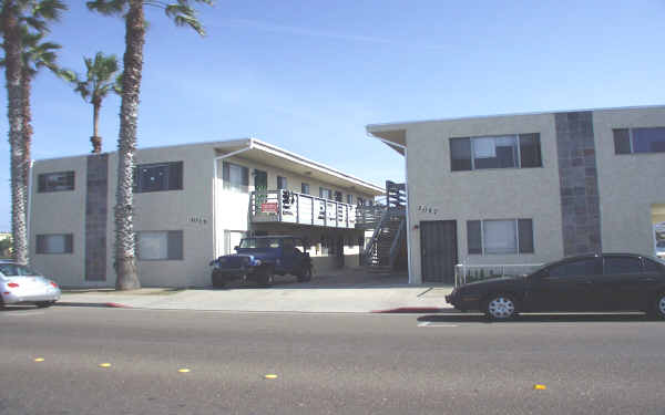 1015-1017 Seacoast Dr in Imperial Beach, CA - Building Photo - Building Photo