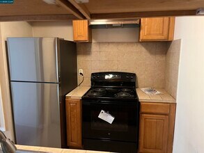 2021 Olivera Rd in Concord, CA - Building Photo - Building Photo
