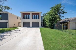 4807 Fletcher Ave in Fort Worth, TX - Building Photo