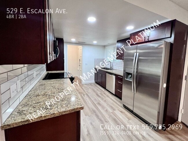 529 E Escalon Ave in Fresno, CA - Building Photo - Building Photo