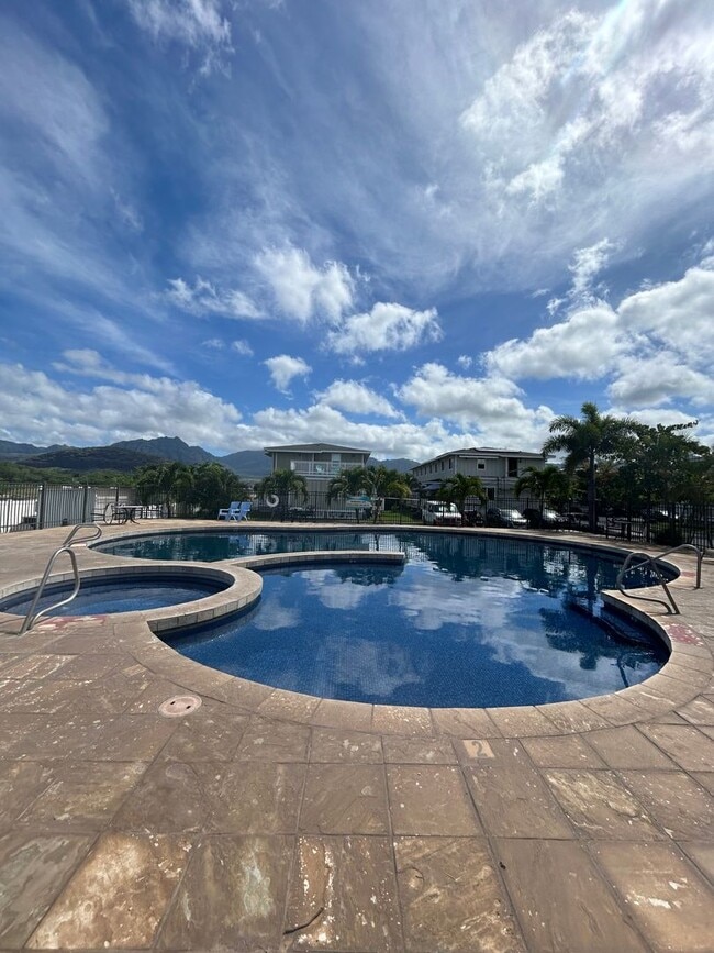 property at 87-176-176 Maipalaoa Rd
