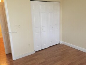 2205 Clipper Pl in Fort Lauderdale, FL - Building Photo - Building Photo