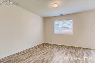 840 Endeavor Wy in Colorado Springs, CO - Foto de edificio - Building Photo