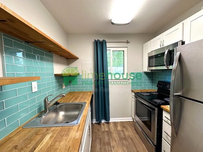 property at 1009 Barclay Square