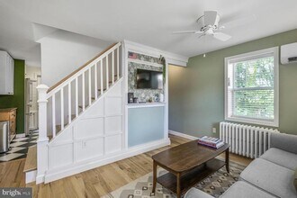 2444 S Oakland St in Arlington, VA - Building Photo - Building Photo