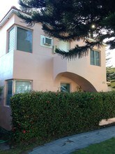 1754 Marseille Dr in Miami Beach, FL - Foto de edificio - Building Photo