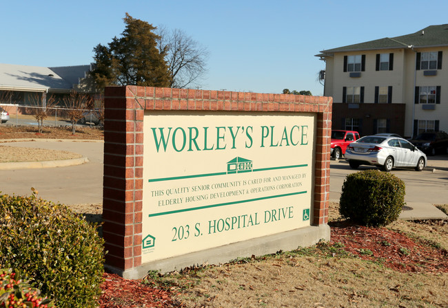 Worley's Place in Jacksonville, AR - Foto de edificio - Building Photo