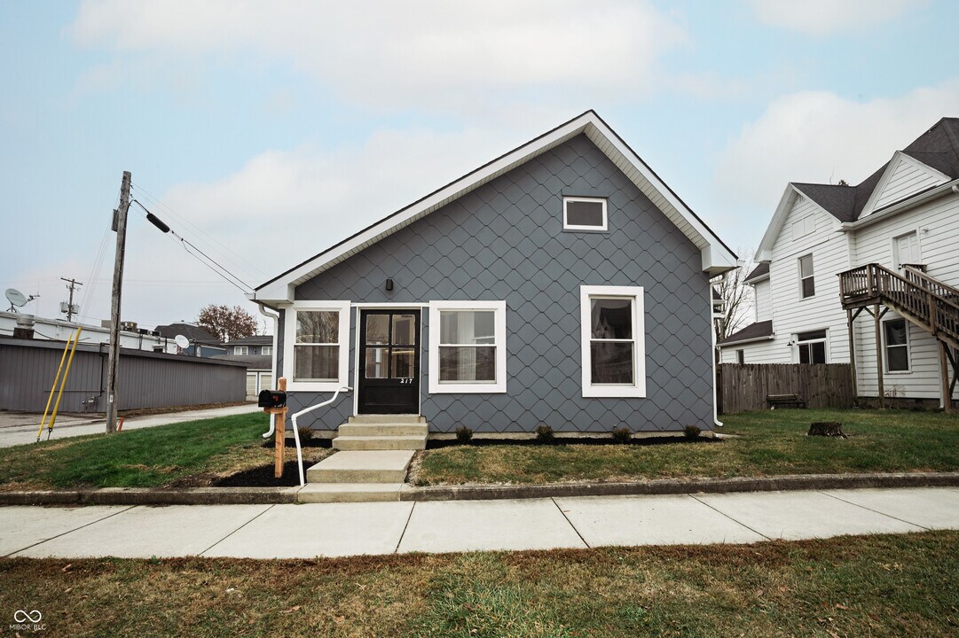 217 S Meridian St in Lebanon, IN - Foto de edificio