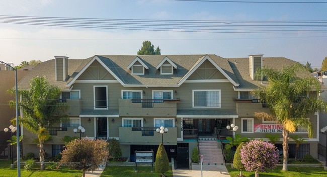 21320 Parthenia St, Unit 109