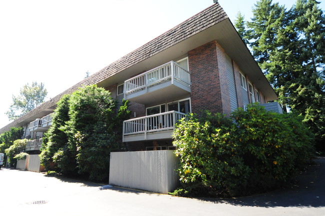 Timberglen Apartments in Lynnwood, WA - Foto de edificio - Building Photo