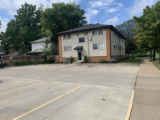 Main Street Apartment Homes in Minneapolis, MN - Foto de edificio - Building Photo