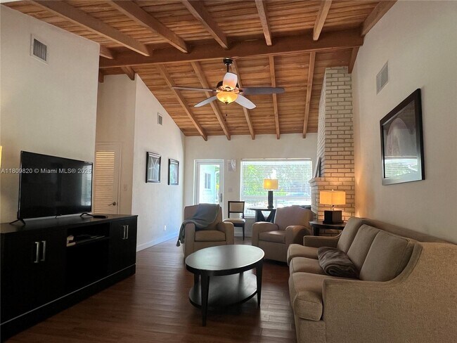 property at 500 S Riverside Dr