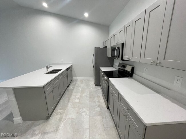 property at 1423 Gleason Pkwy